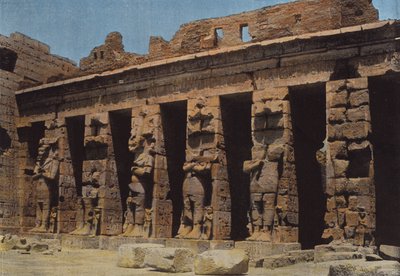 Theben, erster Hof des großen Tempels von European Photographer